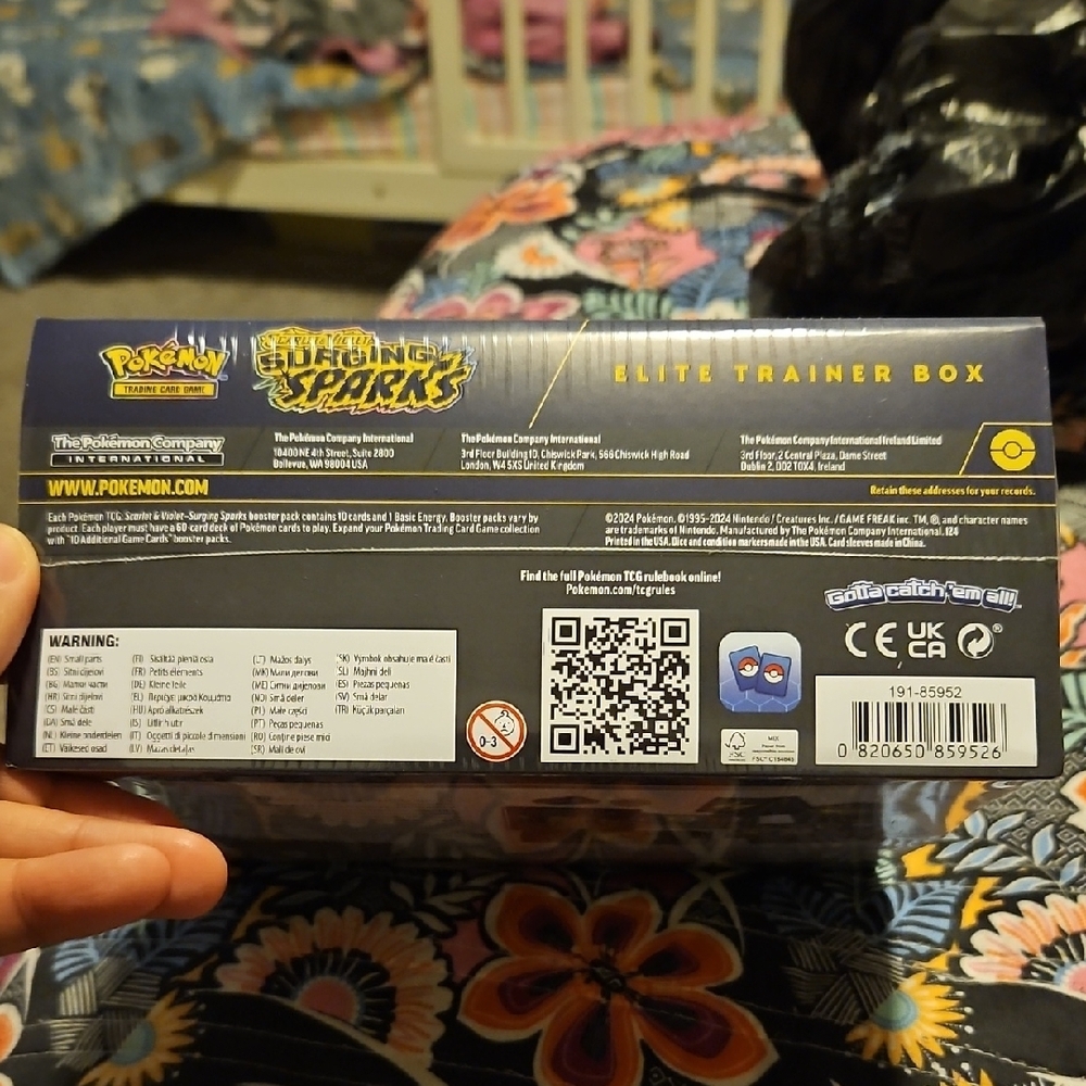 Pokémon Scarlet & Violet Surging Sparks Elite Trainer Box - Brand New Sealed Box - Picture 6 of 6